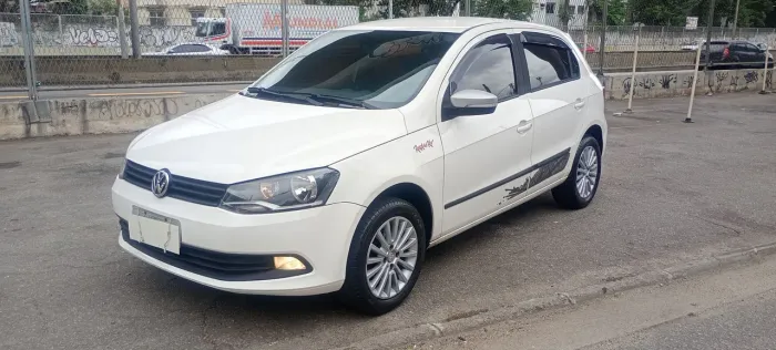 Volkswagen Gol Geração VI Rock IN RIO 1.0 8V MI Total Flex Mec. 4P 2016