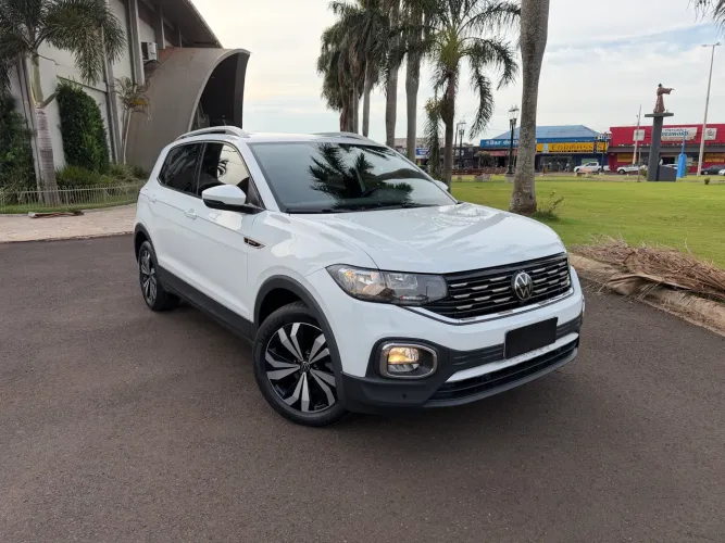 Volkswagen T-Cross Highline 1.4 TSI Flex 16V 5P AUT 2024