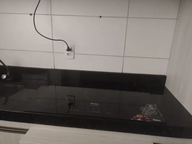 Vendo um fogão kuktop de indução 5 bocas semi novo usei pouquíssima vezes