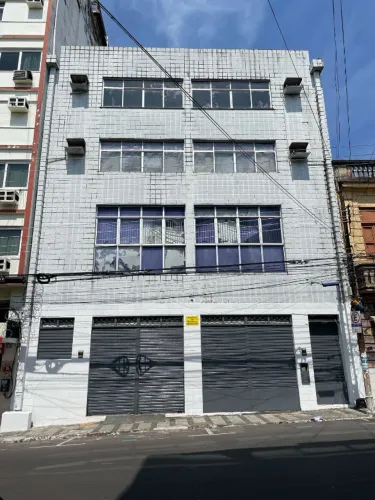 Prédio comercial, com três pavimentos - Centro - 1605m²