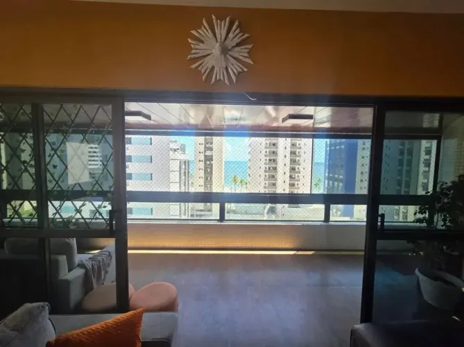 O BEM ESTAR DE MORAR COM ESPAÇO E CONFORTO NA QUADRA DO MAR