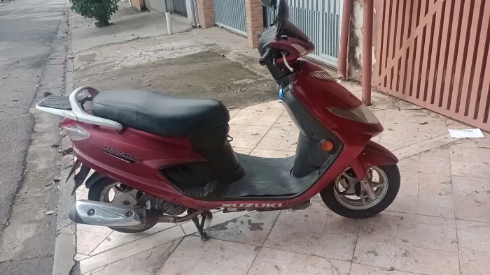 vendo Burgman 125 2008 R$6000