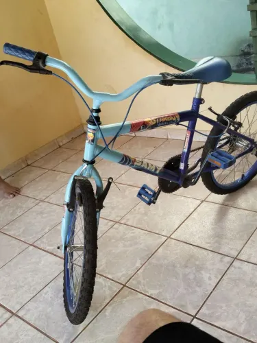 Vende se um Bicicleta nova