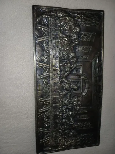 Santa ceia de bronze antiga