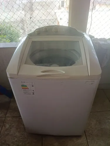 Máquina de lavar 15,1 k GE,com vazamento no retentor