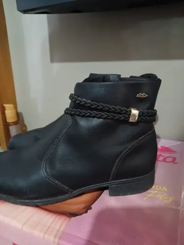 Bota