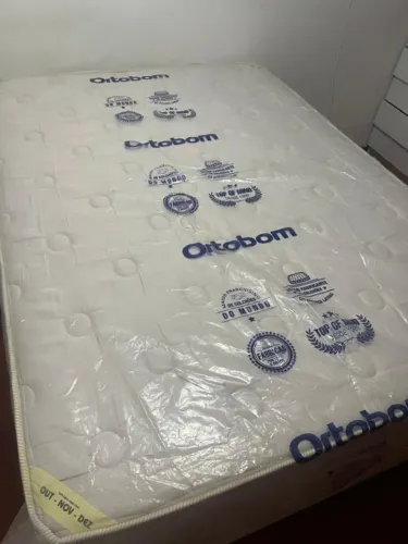 Colchão Casal Orthotel Superluxo®. - Bege. - 30x138x188cm. - Ortobom Colchões