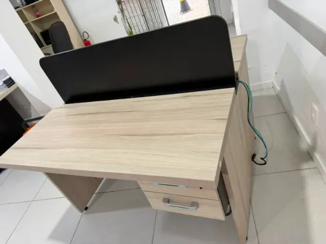 Escrivaninha / Mesa Dupla para Escritório