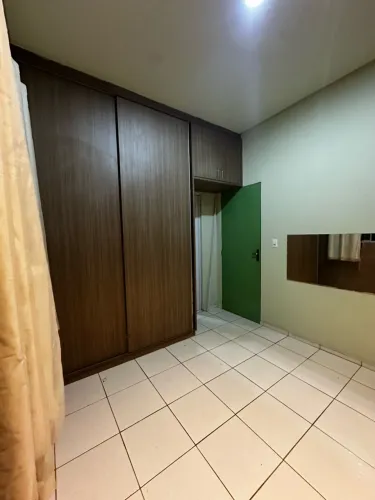 Alugo quarto em apt!