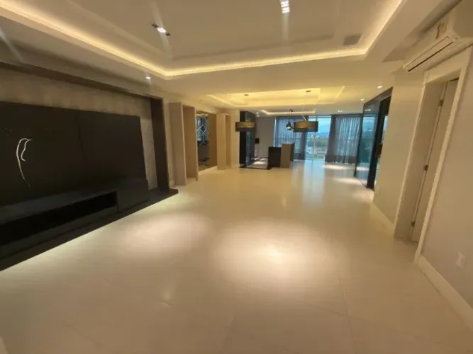 APARTAMENTO ALTO PADRÃO EM LOCALIZAÇÃO DIFERENCIADA