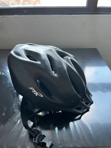 Capacete Ciclismo - Design Carbono 