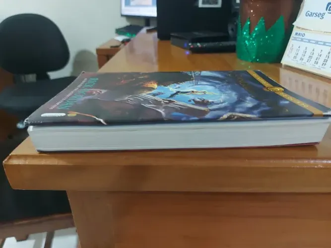 livro "o sangue do olimpo" - coleção os heróis do olimpo - rick riordan 