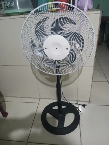 Ventilador de coluna funcionado perfeitamente preço pra vender logo