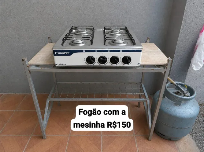 Vendo fogão com mesinha