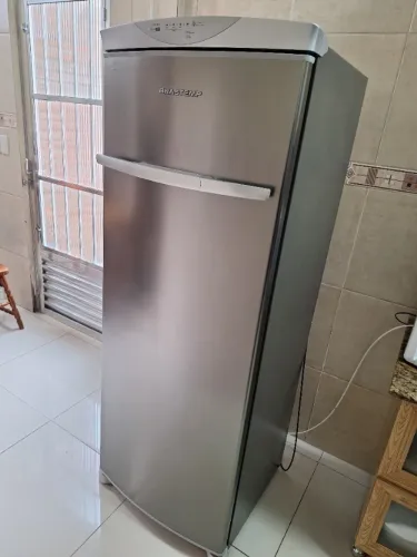 Freezer Vertical Brastemp Flex Frost Free de 228 Litros
