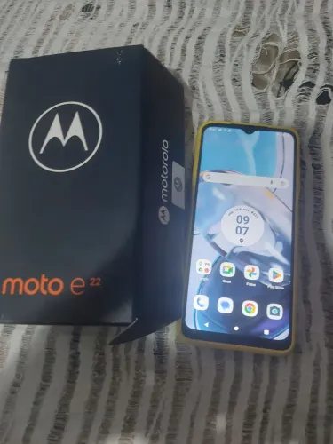 Moto E22 com defeito leia a descrição