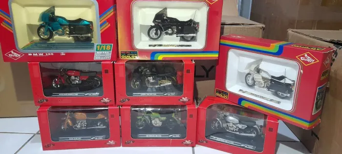 Miniatura de moto 1:18 Guiloy Diversas