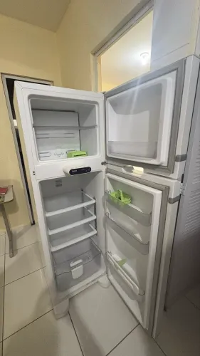 Vendo geladeira usada