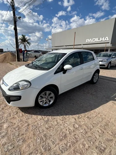 Fiat Punto Attractive Italia 1.4 F.flex 8V 5P 2013