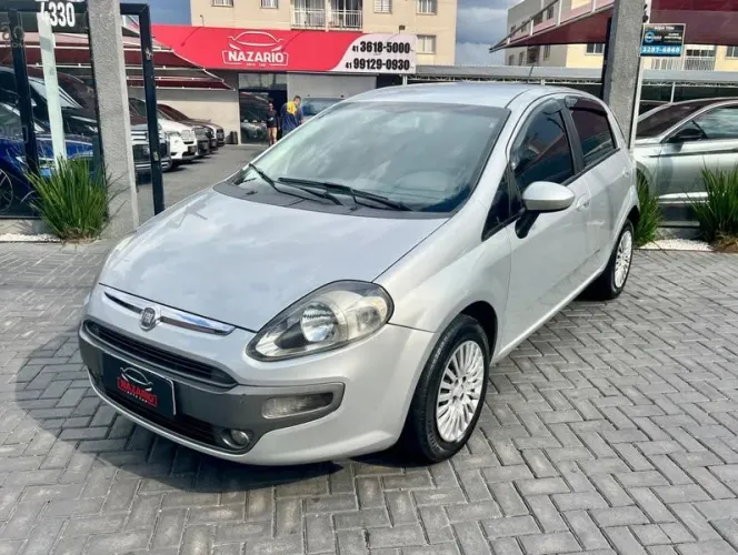 Fiat Punto Essence 1.6 Flex 16V 5P 2013