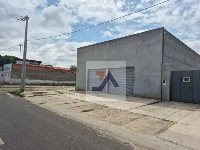 Galpão para alugar, 216 m² por R$ 10.000,00/mês - São João - Teresina/PI