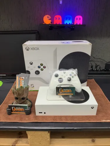 Xbox Séries S 512ssd C/Caixa - Garantia - Loja Física - Aceito Trocas