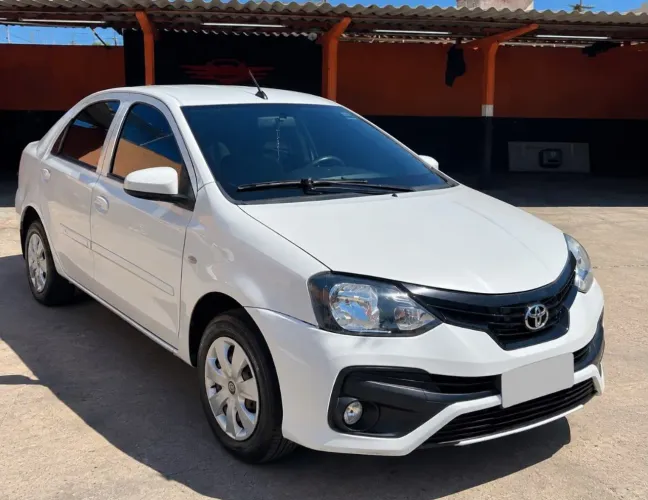 Toyota Etios X Sedan 1.5 Flex 16V 4P Aut. 2019