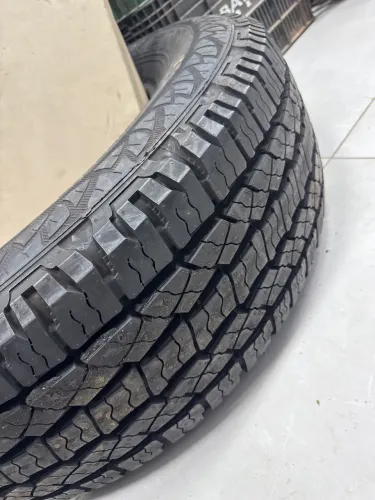 1 PNEU 275/70R18 RAM 2500