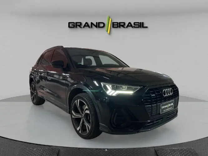Audi Q3 Perf. Black.plus 2.0 TFSI Tip. Quat. 2024