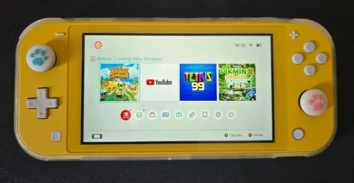 Nintendo Switch Lite Amarelo + Jogo + Capinha + Estojo + Película