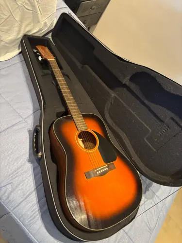 Violão Fender DG-60 Sunburst + Case + 2 Jogos de Cordas
