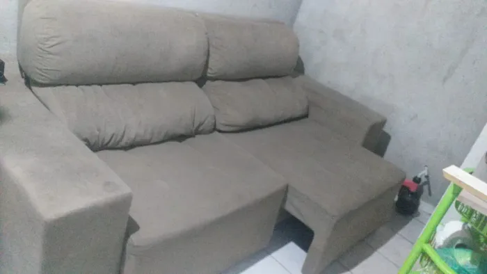 Sofá retrátil usado