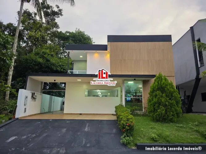 Casa na Quinta das Marinas 4 suítes 211m² em Ponta Negra - Manaus - AM