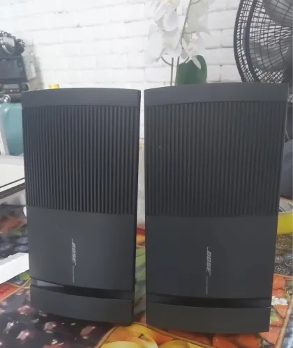 Vendo par de caixas Bose Surround Speakers