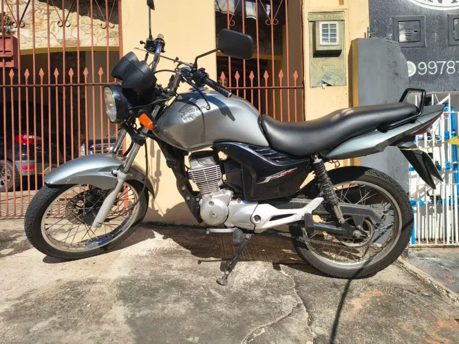 Vende se Titan 150 esdi 2011