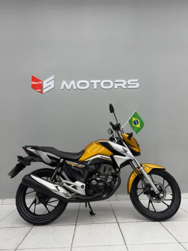 Mega oportunidade!!   CG titan 160 ano 2021 com menos de 30 km só na ESMOTORS 