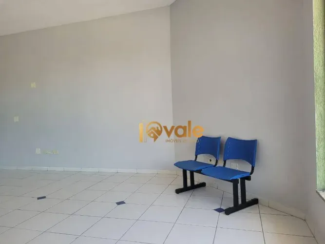 Sala com 32m² - Villa Branca - Jacareí/SP