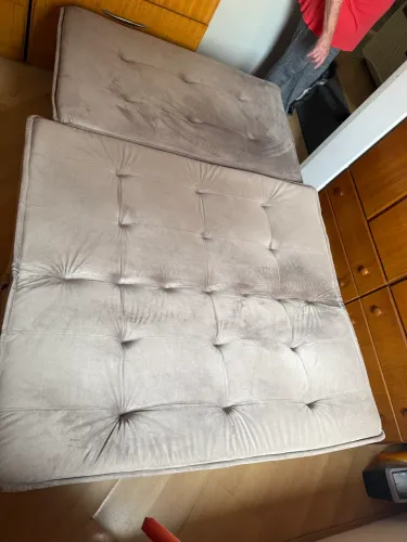 Sofá cama praticamente sem uso