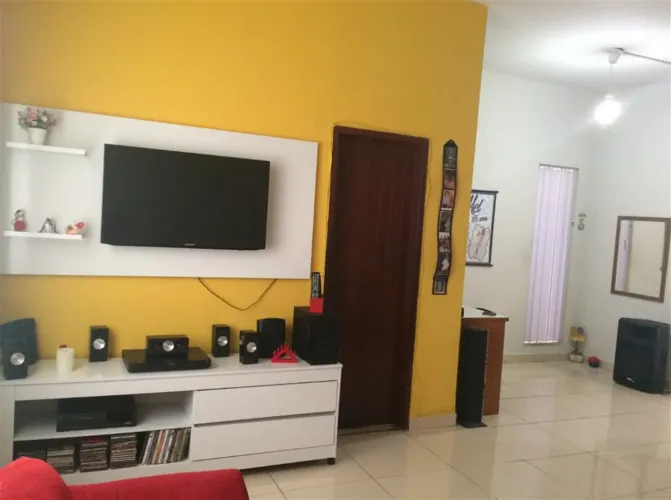 Casa com terraço em Marechal Hermes, seu refúgio com vista panorâmica!