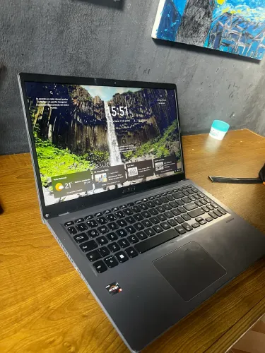 Notebook ASUS VivoBook Ryzen 5 3500U | SSD 256GB | 8GB RAM | Avalio Troca em PC DDR3/DDR4