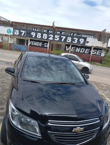Chevrolet Onix Hatch LT 1.0 8V Flex Power Mec. 4P 2015