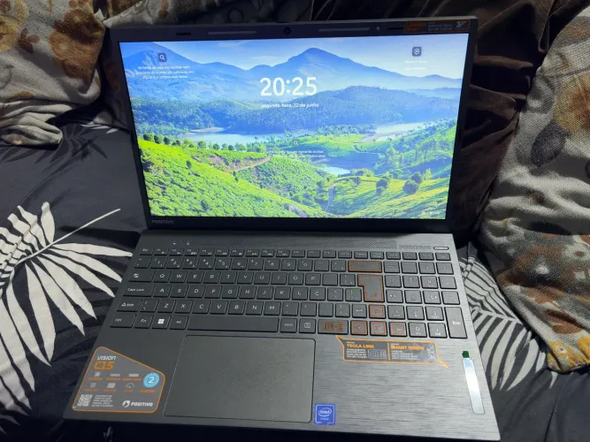 Notebook Positivo Vision C15