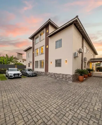 Excelente apartamento duplex nascente para locação no Miragem!