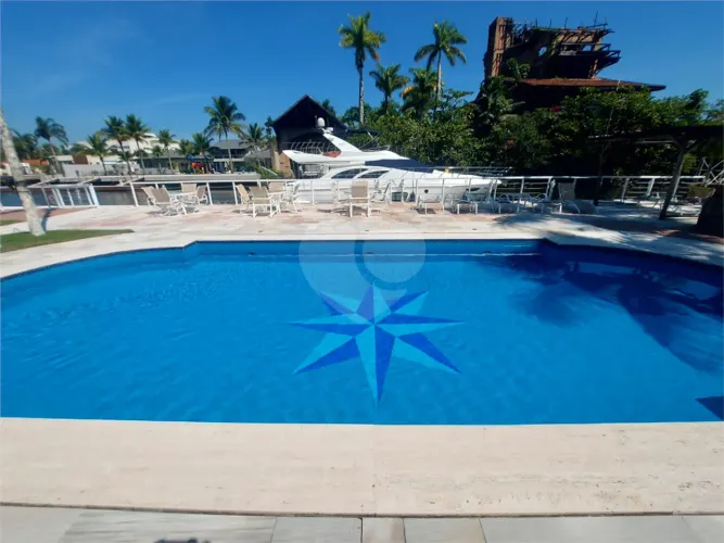 Condomínio com 4 quartos à venda em Balneario praia do perequê - SP