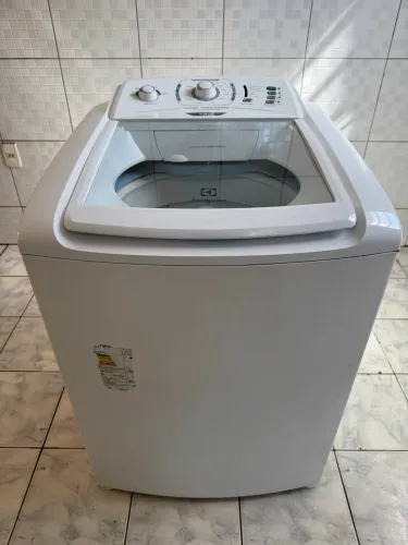 Máquina de lavar roupas 13kg Electrolux