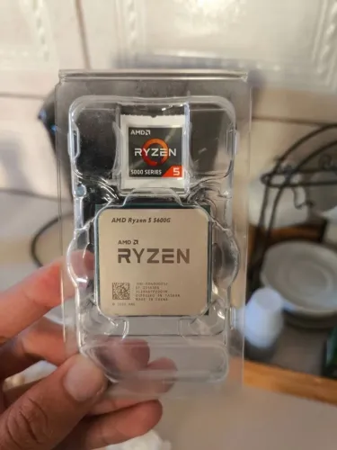 Ryzen 5 5600G (AM4 / Vídeo Integrado Vega 7) - pouco uso