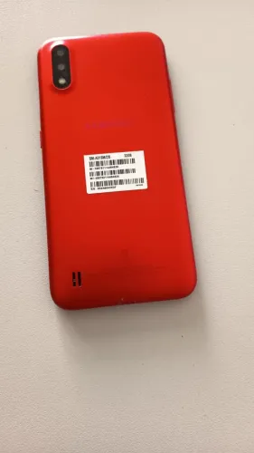 Celular A01, semi novo, em perfeito estado, único dono 