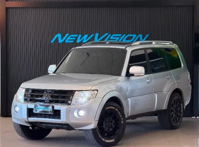 Mitsubishi Pajero HPE Full 3.2 4X4 T.i.dies. 5P AUT 2008