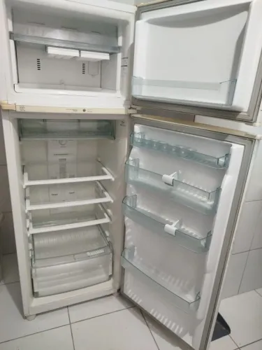 Geladeira brastemp Frost free ( concerto)
