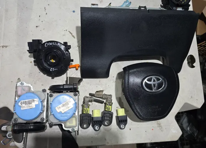 KIT AIRBAG TOYOTA COROLLA 2014 A 2017
